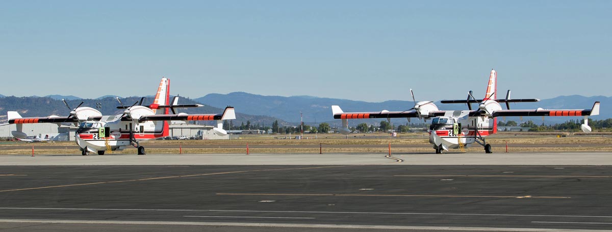 Air Tankers 261 and 262