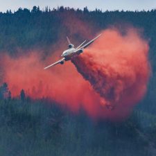 Correlating wildfire occurrence with aircraft use