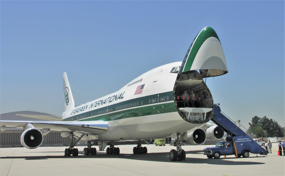 Evergreen 747 SuperTanker 979